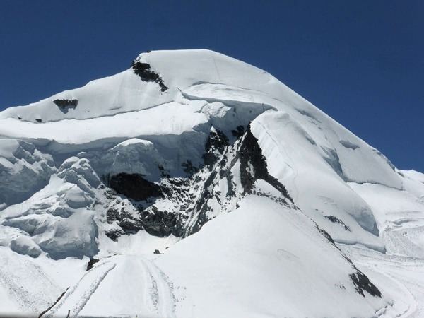 Un 4000 à Saas-Fee : l'Allalinhorn