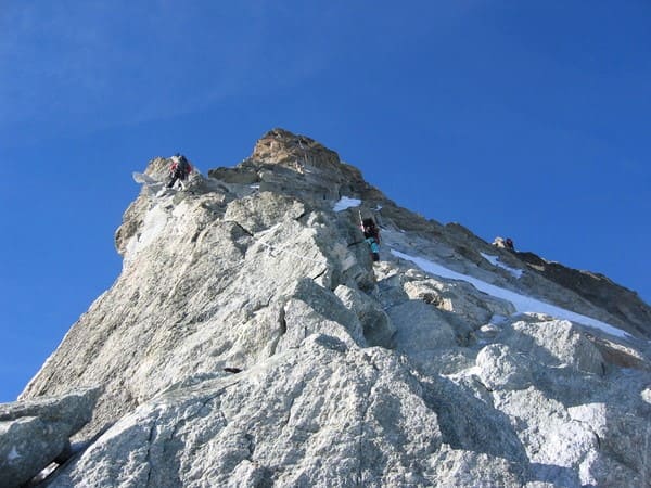 4000 du Valais avec un guide