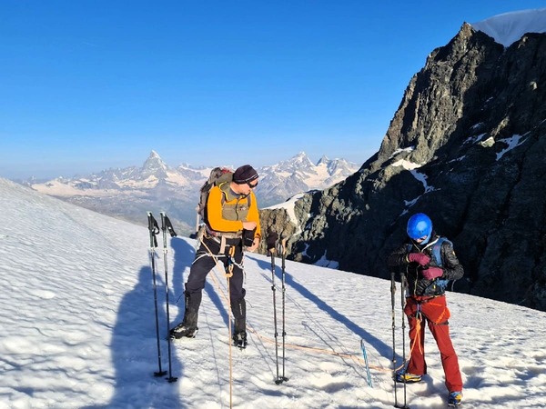 Un 4000 à Saas-Fee : le Strahlhorn